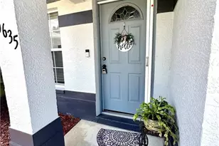 10635 Windsmont Ct, Lehigh Acres, FL 33936 - Photo 4