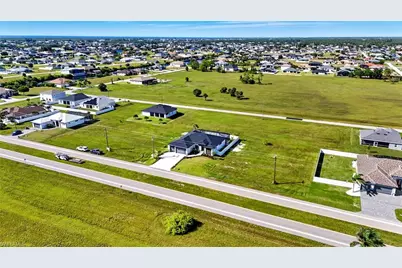 3417 Gulfstream Pkwy, Cape Coral, FL 33993 - Photo 6