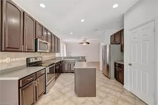 8860 Falcon Pointe Loop, Fort Myers, FL 33912 - Photo 18