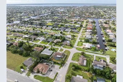 163 SW 48th Ter, Cape Coral, FL 33914 - Photo 30