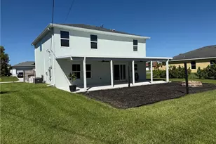 1825 SW 3rd Pl, Cape Coral, FL 33991 - Photo 2