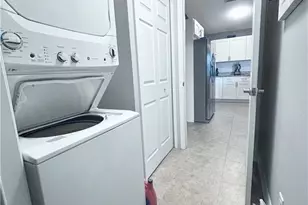 2948 SW 6th Ave, Cape Coral, FL 33914 - Photo 12