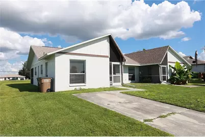1733 NE 7th Pl, Cape Coral, FL 33909 - Photo 1