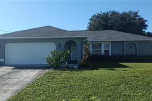 1138 SE 19th Ln, Cape Coral, FL 33990 - Photo 1