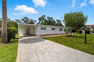 25 W Hampton Dr, Fort Myers, FL 33908 - Photo 2