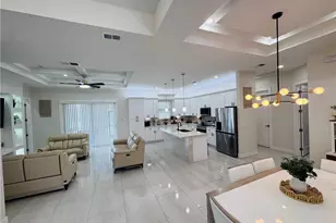 528 Jacaranda Pkwy E, Cape Coral, FL 33909 - Photo 12