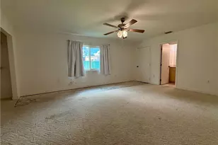 205 Martin Dr NE, Port Charlotte, FL 33952 - Photo 36