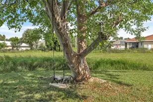 2426 NE 23rd Ave, Cape Coral, FL 33909 - Photo 6