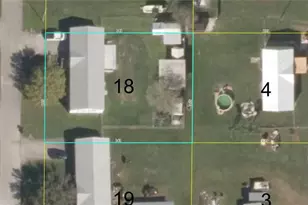 1086 Pine Ave, Moore Haven, FL 33471 - Photo 1