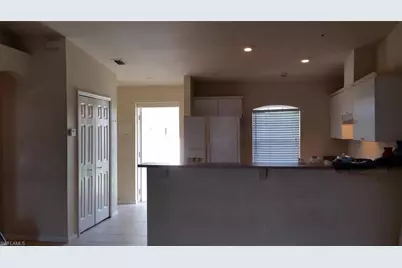 522/524 NE 24th Pl, Cape Coral, FL 33909 - Photo 6