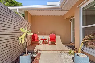 2823 SE 18th Ave, Cape Coral, FL 33904 - Photo 8