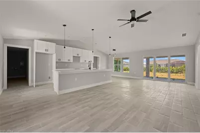 1422 NE 19th Pl, Cape Coral, FL 33909 - Photo 2