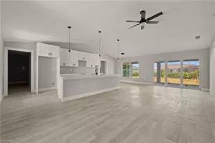 1422 NE 19th Pl, Cape Coral, FL 33909 - Photo 2