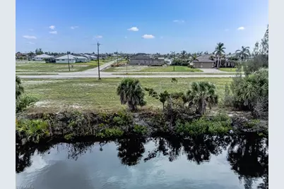 4015 Gulfstream Pkwy, Cape Coral, FL 33993 - Photo 10