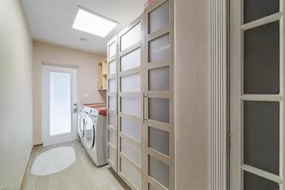 142 SW 51st Ter, Cape Coral, FL 33914 - Photo 8