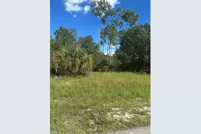 1418 Poinsettia Ave, Lehigh Acres, FL 33972 - Photo 4