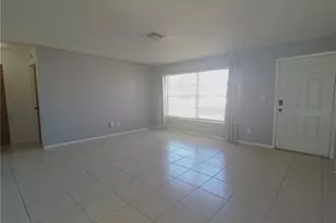 1815 SE 11th Ave, Cape Coral, FL 33990 - Photo 6