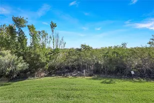 8602 Big Mangrove Dr, Fort Myers, FL 33908 - Photo 32