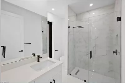 913 Embers Pkwy W, Cape Coral, FL 33993 - Photo 26