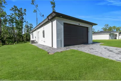 4002 E 9th St, Lehigh Acres, FL 33972 - Photo 10