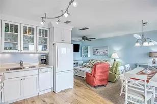 1250 Tennisplace Ct, Sanibel, FL 33957 - Photo 12