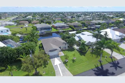 4231 SW 20th Ave, Cape Coral, FL 33914 - Photo 2