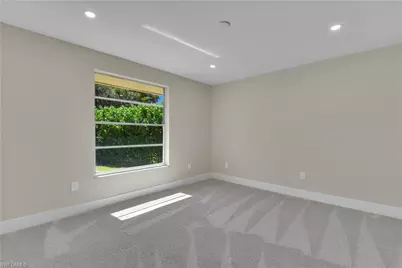 491 Cypress Way E, Naples, FL 34110 - Photo 28
