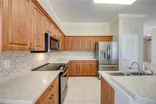 2669 Sunset Lake Dr, Cape Coral, FL 33909 - Photo 24