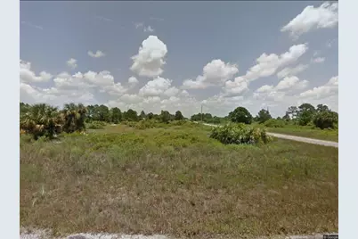 853 Conlee Ct, Lehigh Acres, FL 33974 - Photo 2