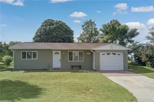 15083 Buckeye Dr, Fort Myers, FL 33905 - Photo 2