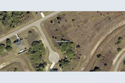 303 Ryan Ct, Labelle, FL 33935 - Photo 10
