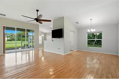 2427 Woodbourne Pl, Cape Coral, FL 33991 - Photo 4