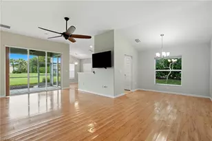 2427 Woodbourne Pl, Cape Coral, FL 33991 - Photo 4