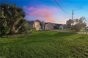 2105 SE 2nd Terrace, Cape Coral, FL 33990 - Photo 10