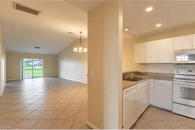 717 SE 8th St, Cape Coral, FL 33990 - Photo 4