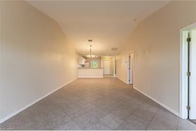 717 SE 8th St, Cape Coral, FL 33990 - Photo 12