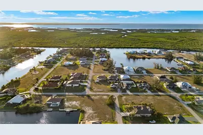 4204 NW 22nd St, Cape Coral, FL 33993 - Photo 2