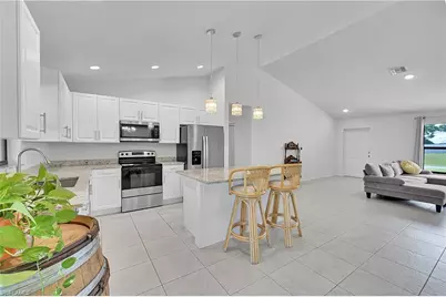 217 NE 20th Ter, Cape Coral, FL 33909 - Photo 6