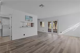 5836 Queen Elizabeth Way, Fort Myers, FL 33907 - Photo 4