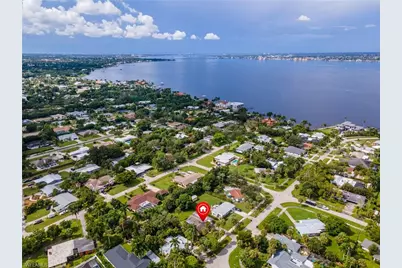 1310 La Faunce Way, Fort Myers, FL 33919 - Photo 6