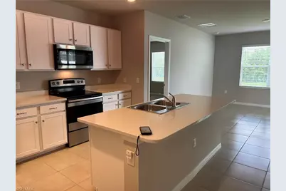 2549 Village Of Entrada St, Cape Coral, FL 33909 - Photo 2