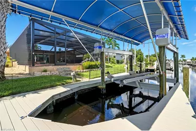 5257 Stratford Ct, Cape Coral, FL 33904 - Photo 40