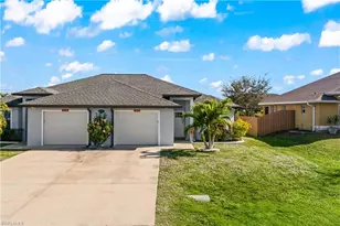 4515 SW 9th Ave, Cape Coral, FL 33914 - Photo 2