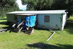 223 Pine Ln, Clewiston, FL 33440 - Photo 4