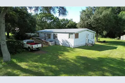 223 Pine Ln, Clewiston, FL 33440 - Photo 2