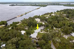 225 Avacado Ct, Fort Myers, FL 33905 - Photo 36