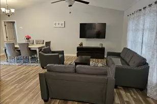 11195 Seabreeze Ave, Port Charlotte, FL 33981 - Photo 12
