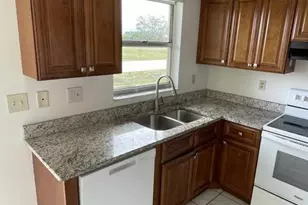 1228 NE 9th St, Cape Coral, FL 33909 - Photo 4
