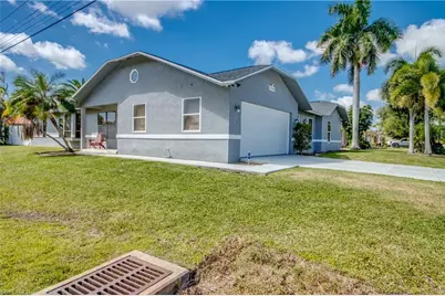 2210 SE 8th Ter, Cape Coral, FL 33990 - Photo 4