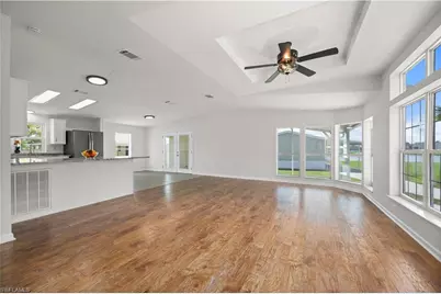 1000 Kings Hwy #111, Punta Gorda, FL 33980 - Photo 10